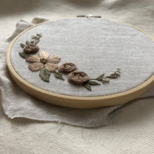 Load image into Gallery viewer, Custom 6” floral