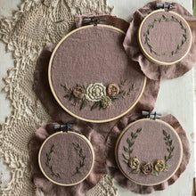 Load image into Gallery viewer, Custom 4” floral