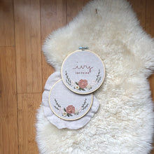 Load image into Gallery viewer, Custom 6” Floral