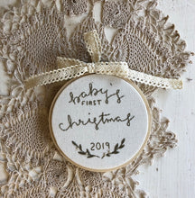 Load image into Gallery viewer, Custom Christmas ornament