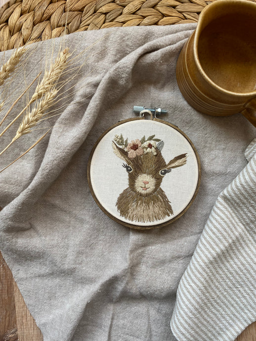 Little goat, stained hoop